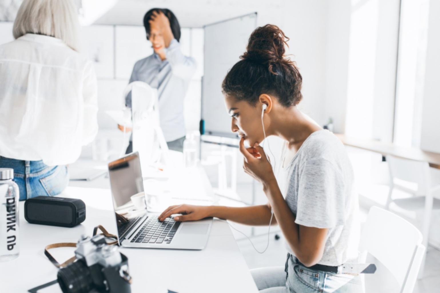 Planificare financiară practică cu documente și calculator