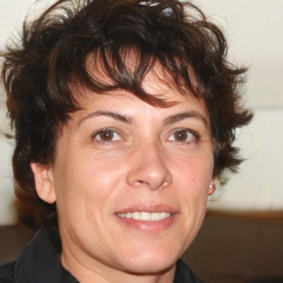 Consultant financiar Elena Popescu
